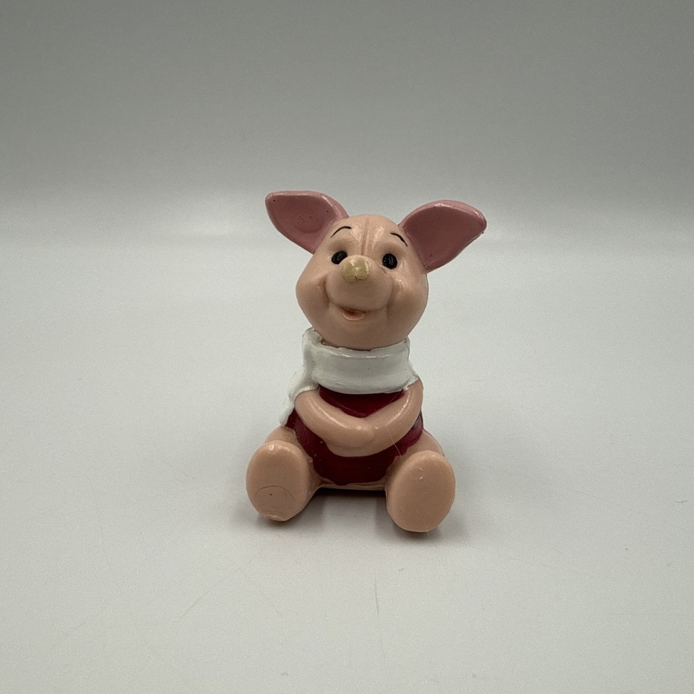 Vintage Disney Winnie the Pooh Piglet 2" PVC Plastic Figure Toy Cake Topper